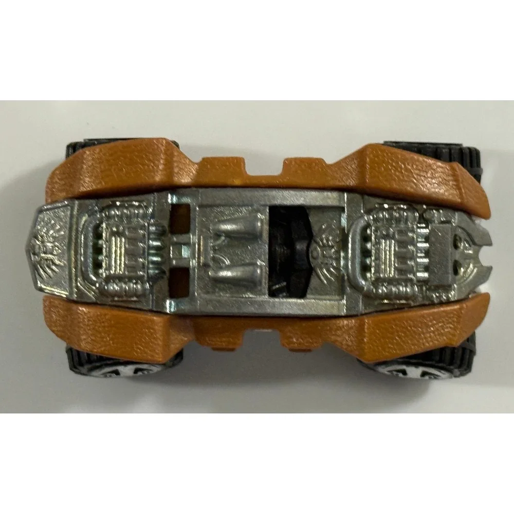 Hot Wheels Spider Rider Kids 1:64 Brown Chrome Off-Road Diecast Car B36